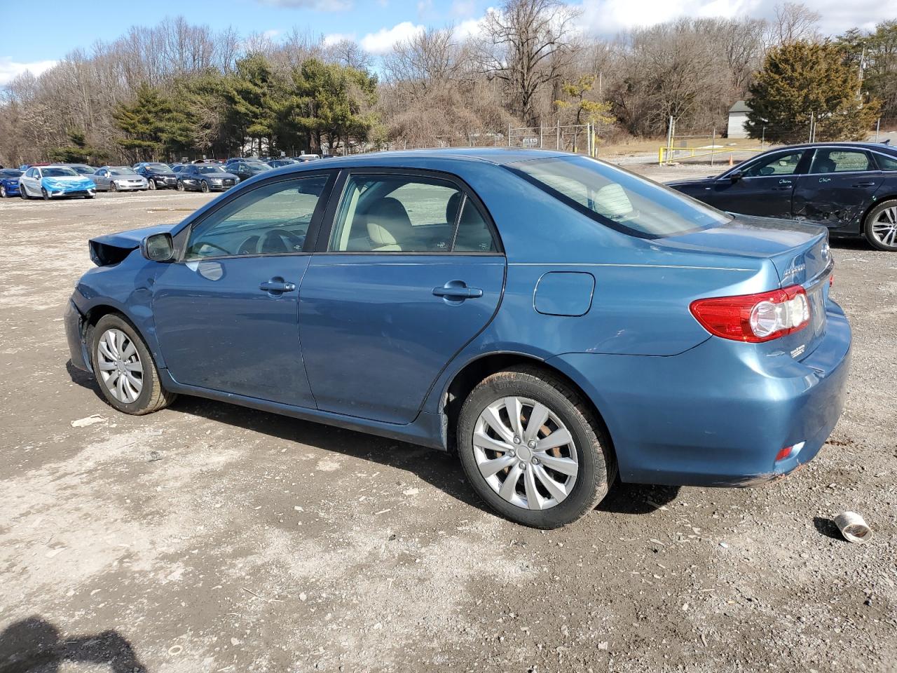 2012 Toyota Corolla VIN 5YFBU4EE9CP069255 Copart auction photo, front end / side damage thumbnail 2