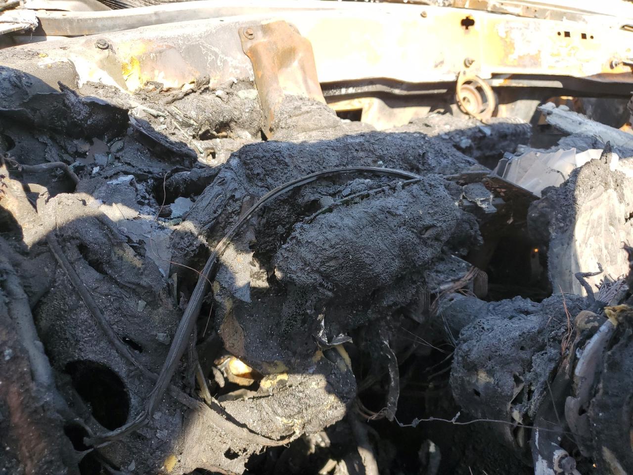 2013 Chrysler 300 VIN 2C3CCAGT9DH744003 Copart auction photo, burn - interior / burn damage thumbnail 9