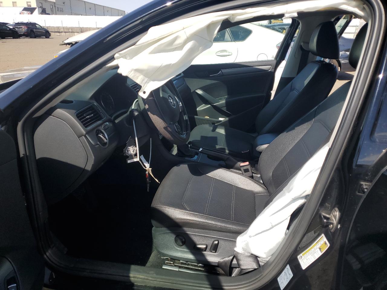 2014 Volkswagen Passat VIN 1VWAT7A37EC036140 Copart auction photo, front end / side damage thumbnail 7