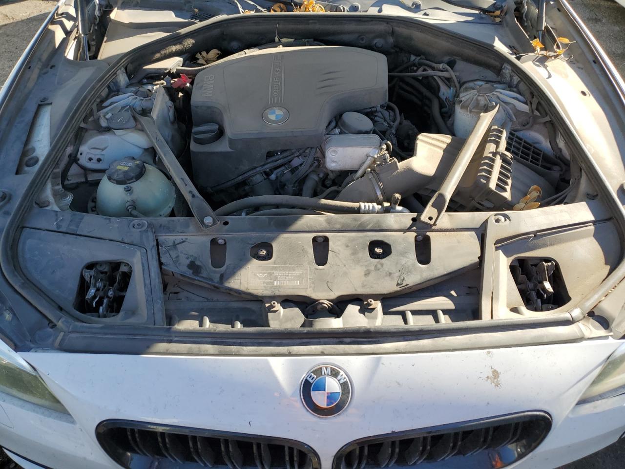 2015 BMW 5er VIN WBA5A5C58FD519125 Copart auction photo, front end / mechanical damage thumbnail 11