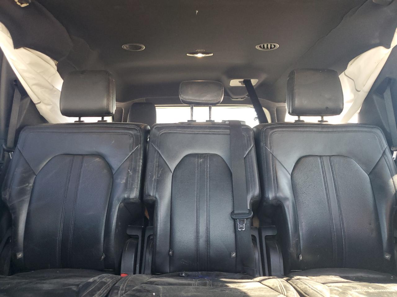 2018 Ford Expedition VIN 1FMJK1KT3JEA62455 Copart auction photo, front end / minor dent/scratches damage thumbnail 10