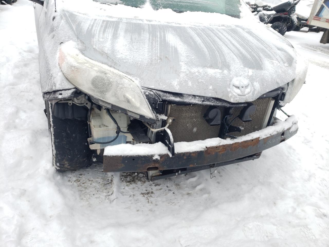 2014 Toyota Sienna VIN 5TDKK3DC3ES471024 Copart auction photo, front end damage thumbnail 13