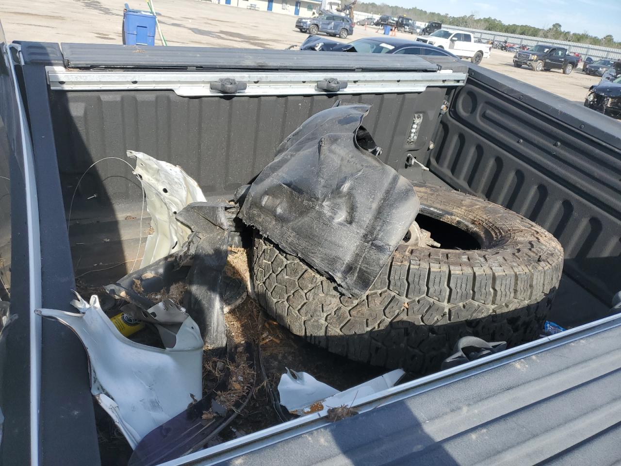 2018 RAM 1500 VIN 1C6RR6YT4JS202142 Copart auction photo, front end / side damage thumbnail 14
