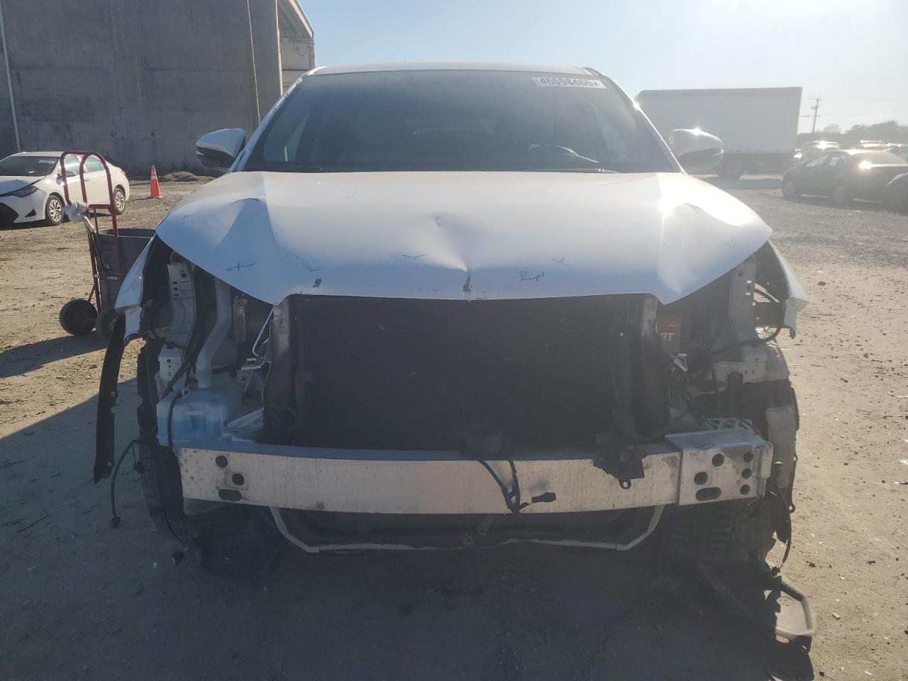 2016 Toyota Highlander VIN 5TDBKRFH8GS339097 Copart auction photo, rear end / front end damage thumbnail 5