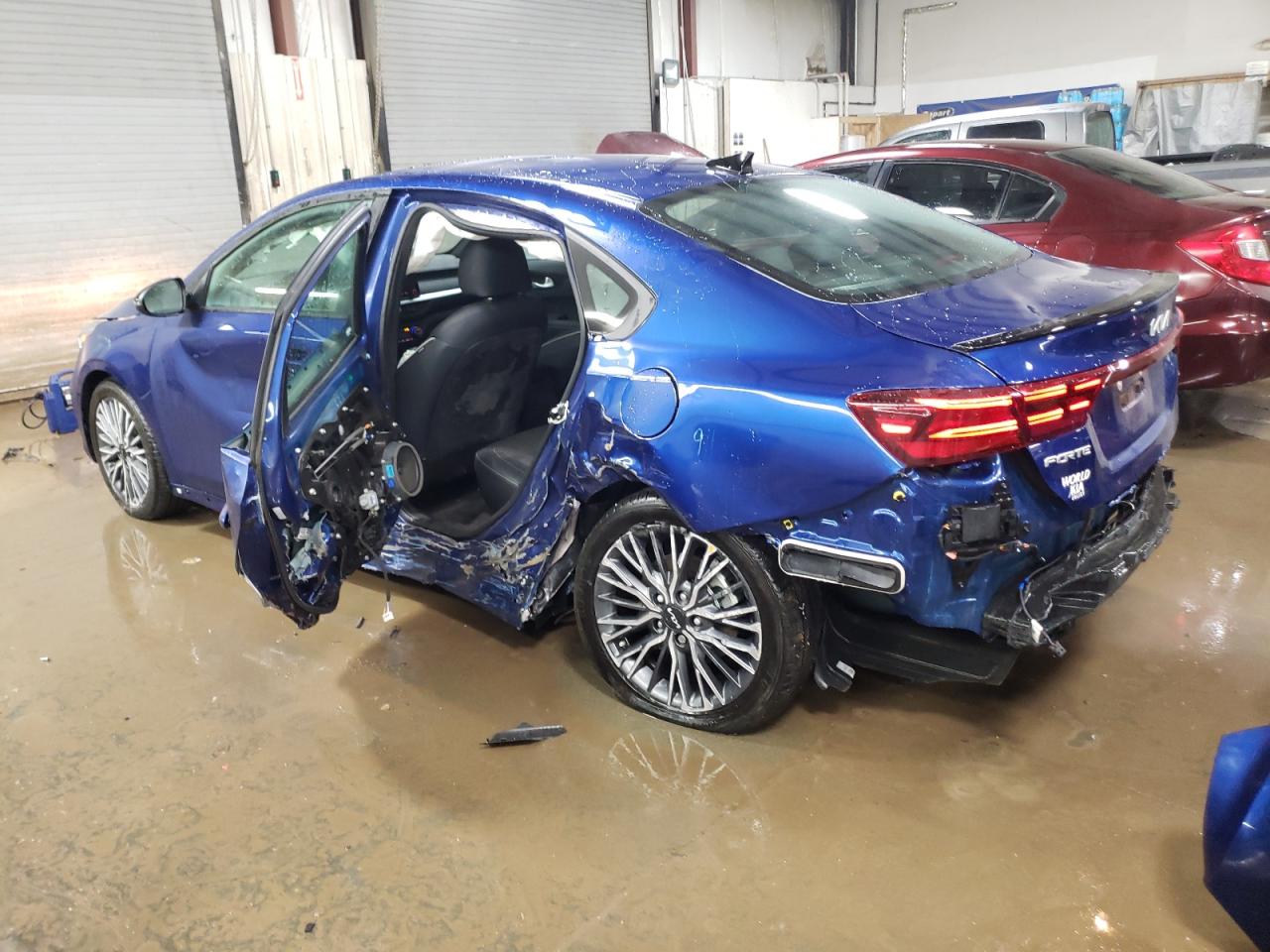 2024 KIA Forte VIN 3KPF54AD1RE763492 Copart auction photo, side / rear end damage thumbnail 2
