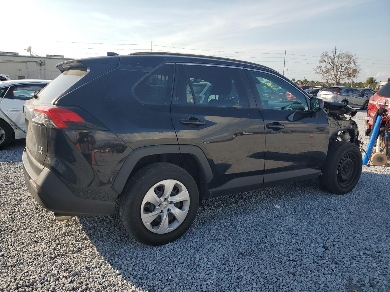 2021 Toyota RAV 4 VIN 2T3F1RFV5MC243935 Copart auction photo, front end damage thumbnail 3