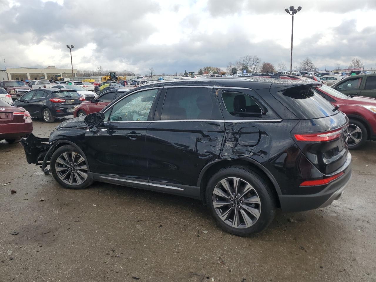 2020 Lincoln Corsair VIN 5LMCJ2D91LUL13059 Copart auction photo, front end / side damage thumbnail 2