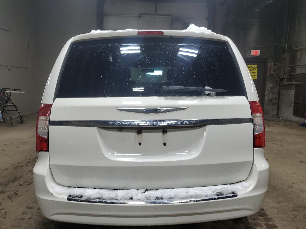 2012 Chrysler Town & Country VIN 2C4RC1BGXCR187093 Copart auction photo, front end damage thumbnail 6