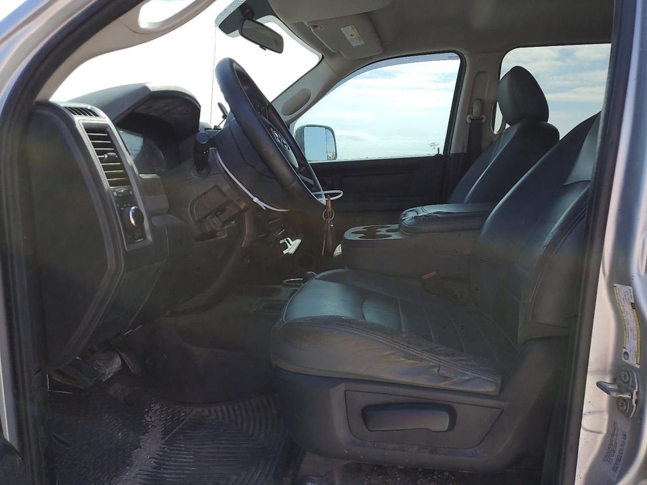 2017 RAM 2500 VIN 3C6UR5CL1HG671573 Copart auction photo, water/flood damage thumbnail 7