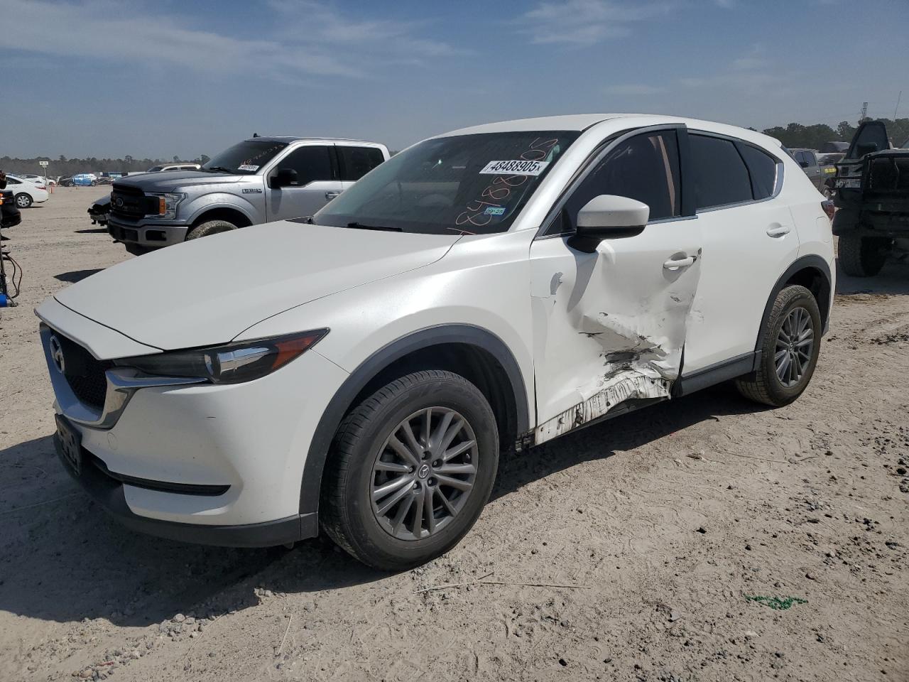 2017 Mazda CX-5 VIN JM3KFABLXH0183141