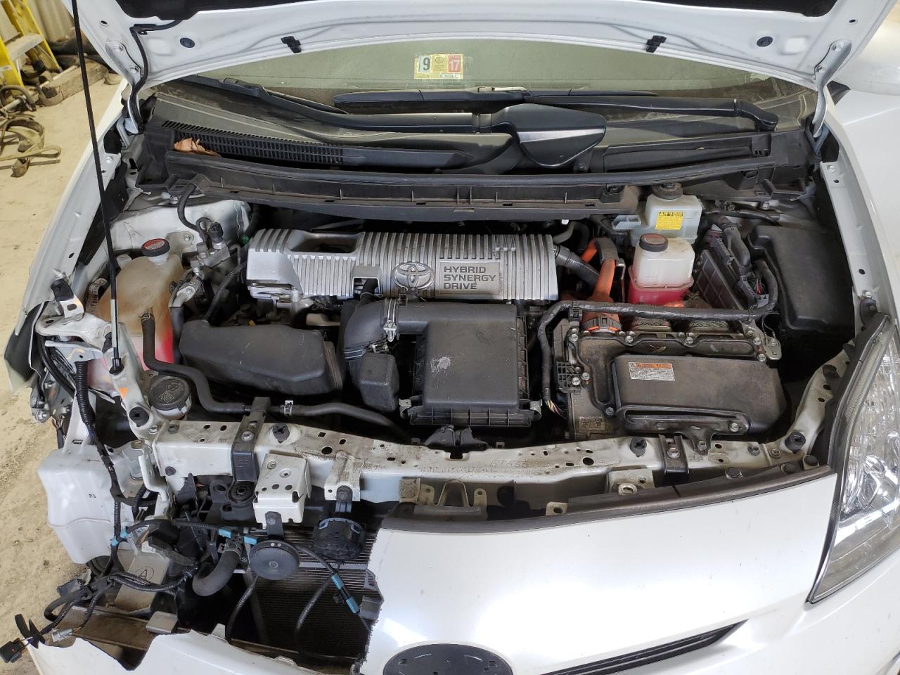 2015 Toyota Prius VIN JTDKN3DU0F1875610 Copart auction photo, front end / minor dent/scratches damage thumbnail 11