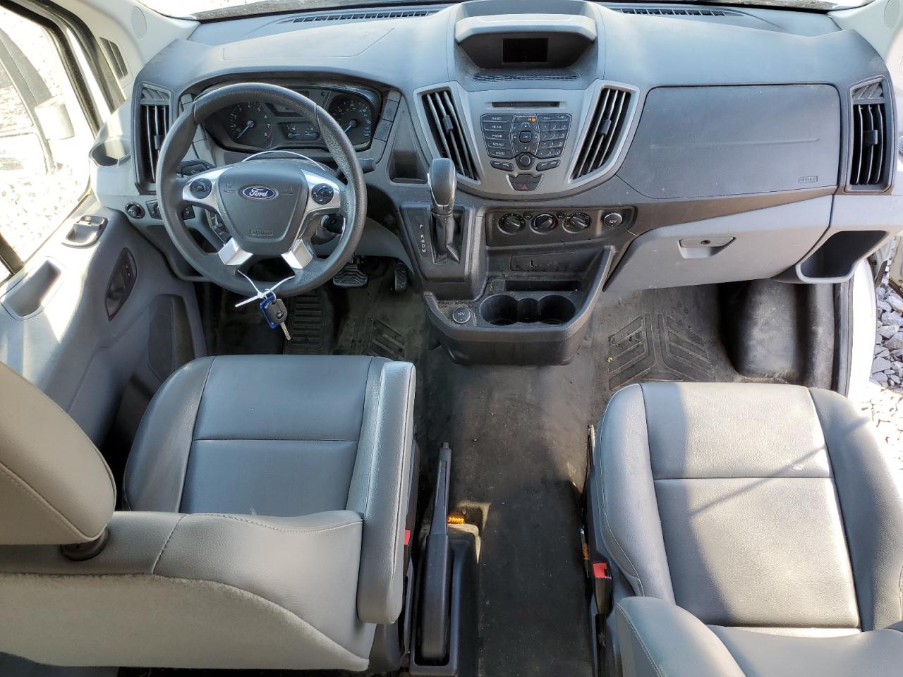 2018 Ford Transit VIN 1FTYR2CM5JKA27025 Copart auction photo, side / rear end damage thumbnail 8