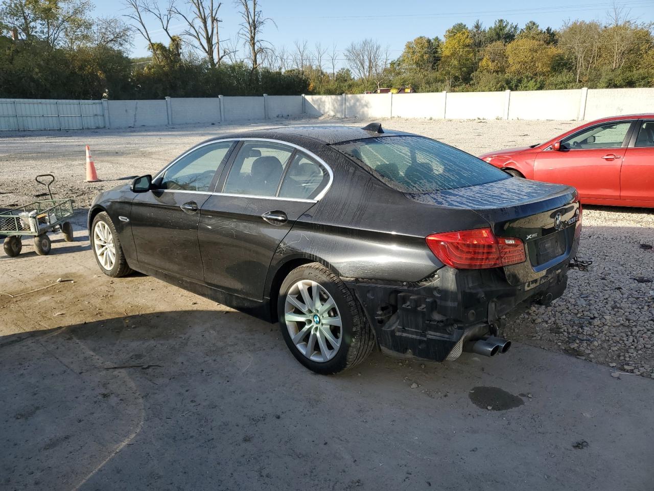 2016 BMW 5er VIN WBAFV3C59GD687211 Copart auction photo, rear end damage thumbnail 2