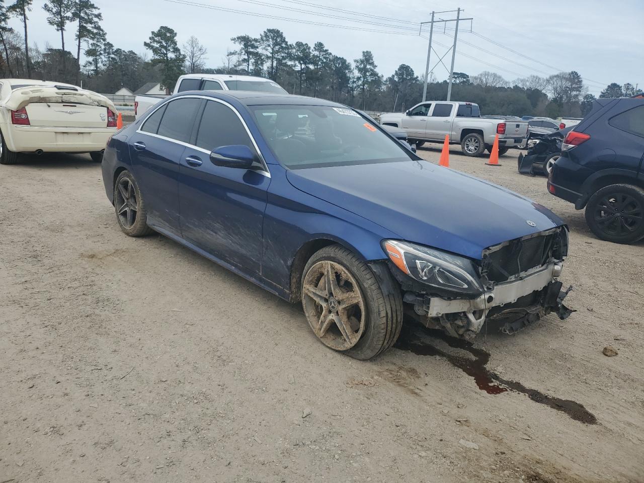 2018 Mercedes-Benz C-klasse VIN 55SWF4KB7JU260525 Copart auction photo, undercarriage / front end damage thumbnail 4