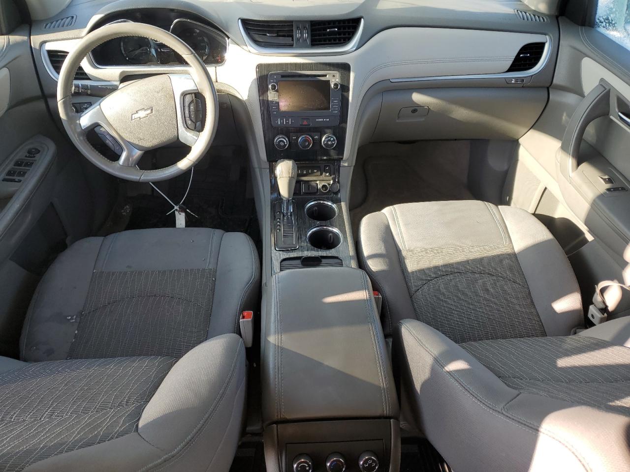 2016 Chevrolet Traverse VIN 1GNKVGKD0GJ205509 Copart auction photo, front end / rear end damage thumbnail 8