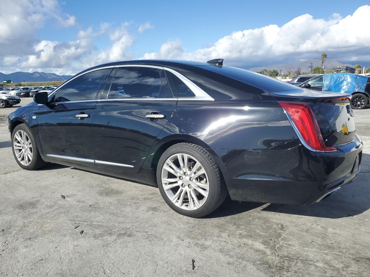 2018 Cadillac XTS VIN 2G61M5S36J9172623 Copart auction photo, front end damage thumbnail 2