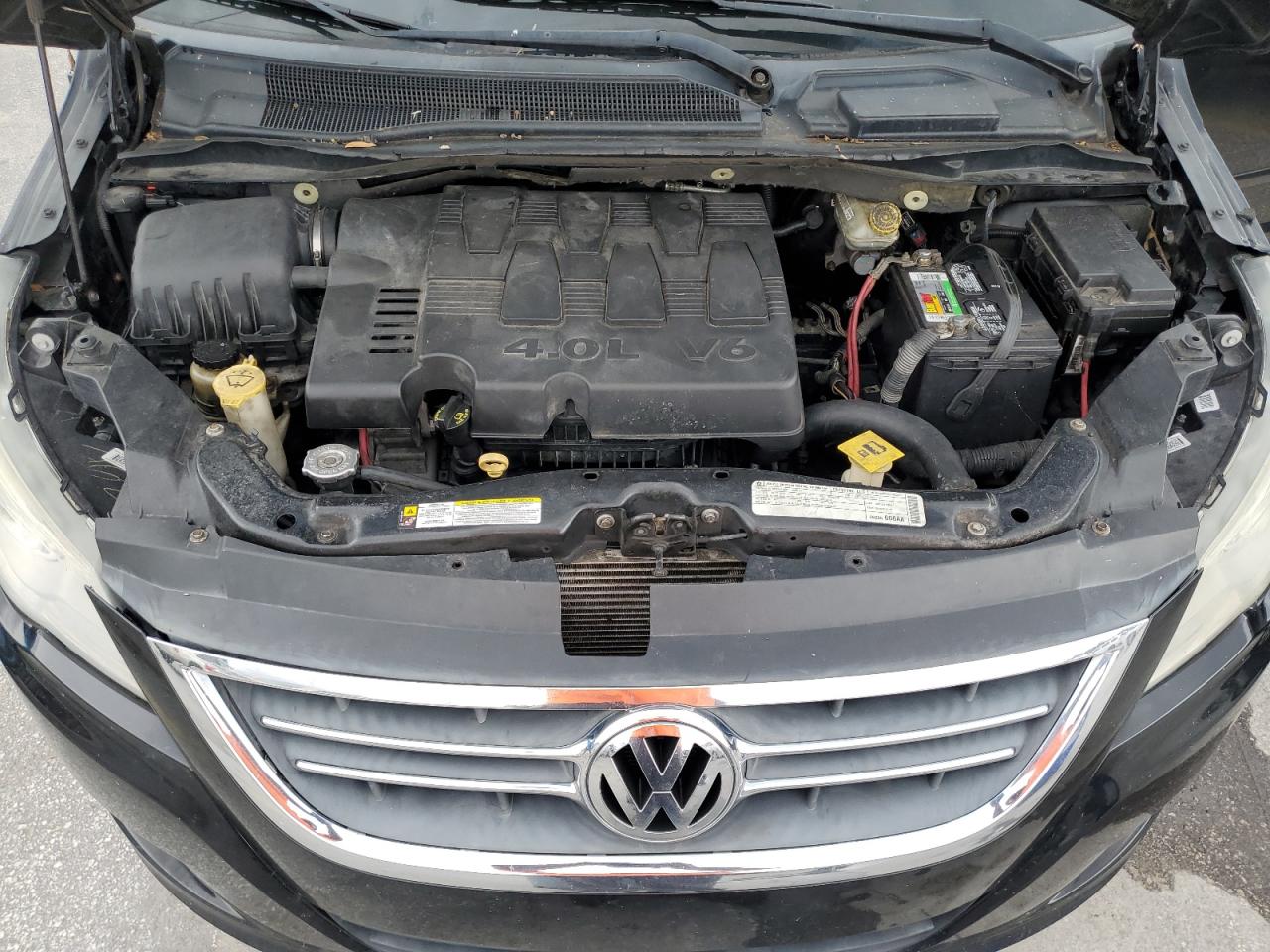 2009 Volkswagen Routan VIN 2V8HW64X99R550865 Copart auction photo, rear end damage thumbnail 12