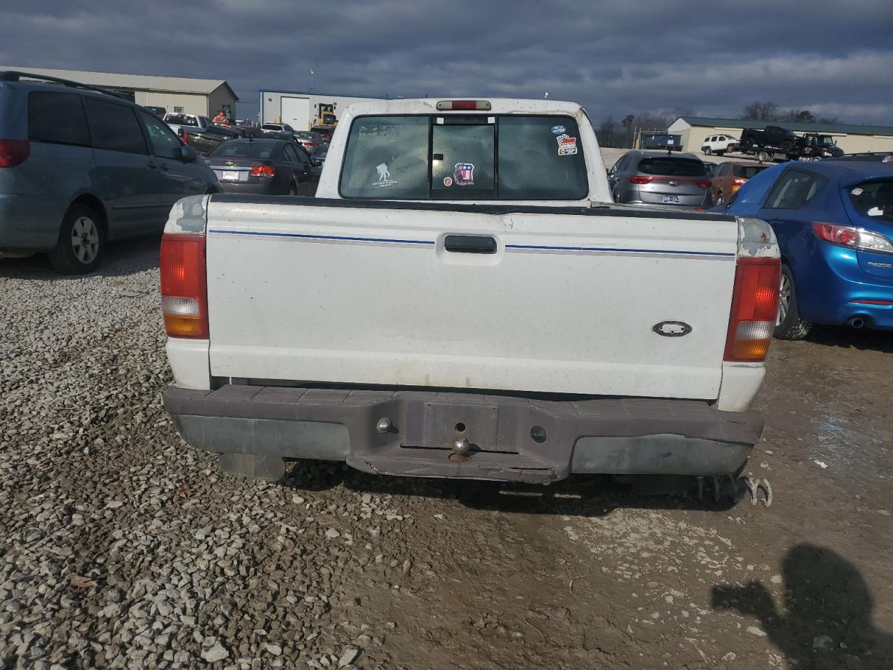 1996 Ford Ranger VIN 1FTCR14A1TPA32690 Copart auction photo, all over damage thumbnail 6
