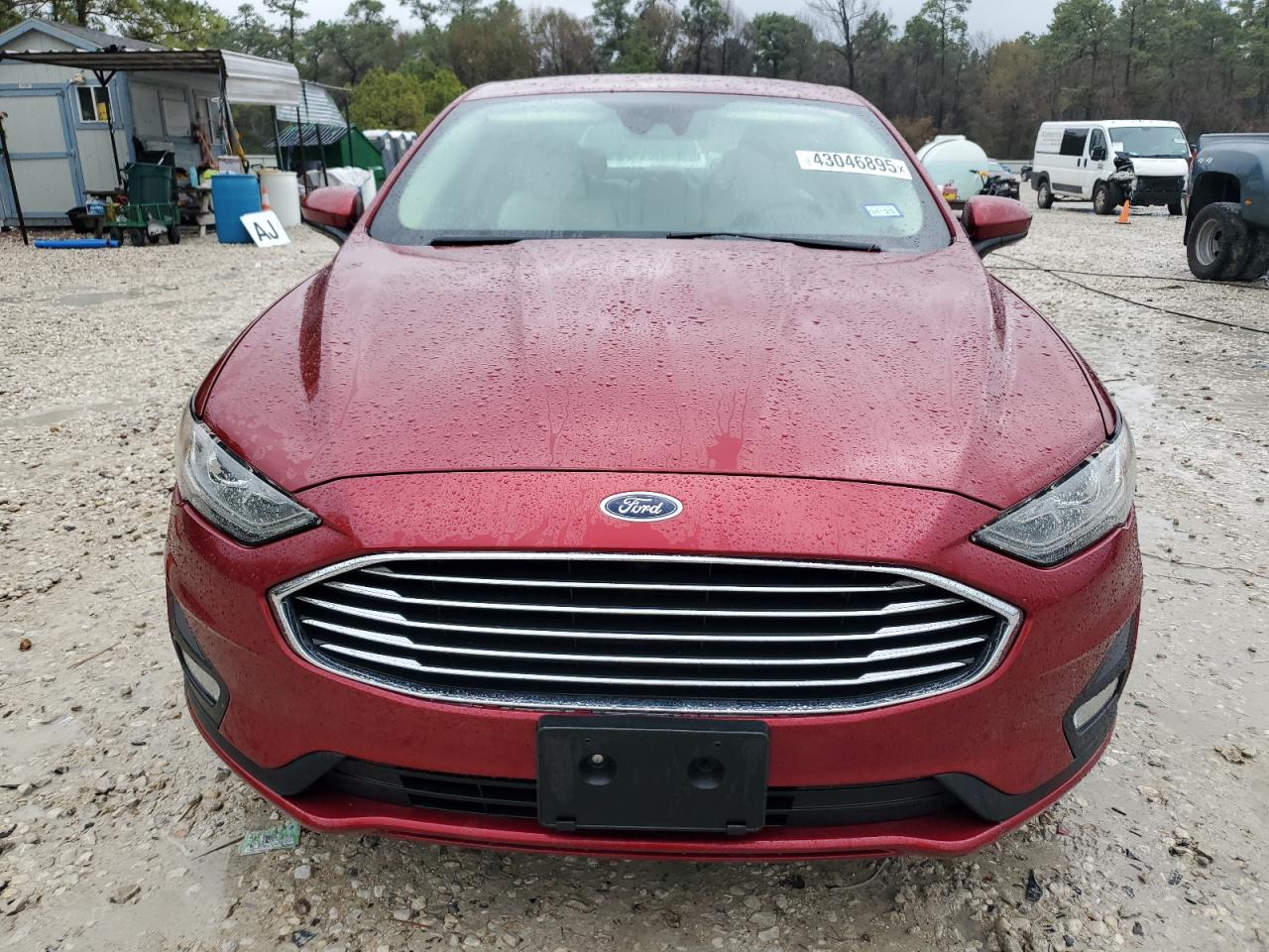 2019 Ford Fusion VIN 3FA6P0HDXKR198401 Copart auction photo, side damage thumbnail 5