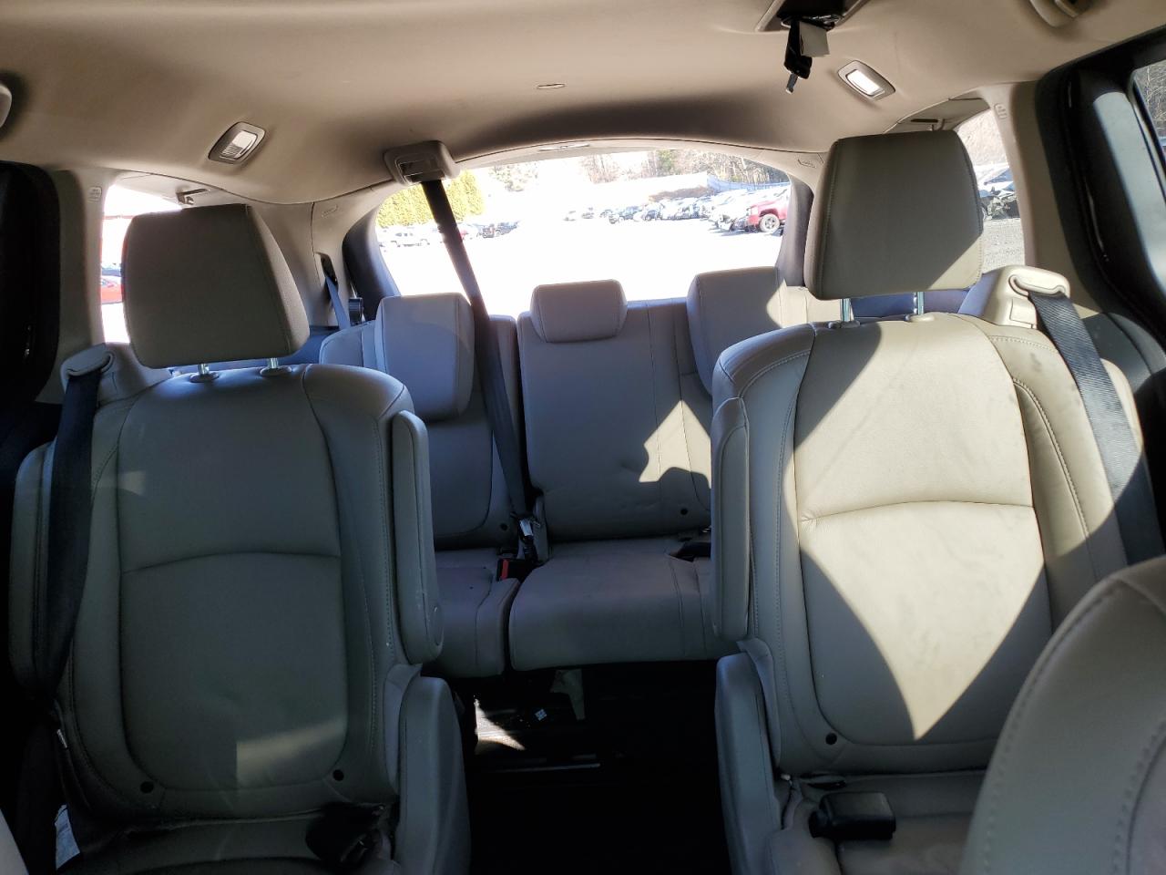 2020 Honda Odyssey VIN 5FNRL6H79LB041137 Copart auction photo, rear end damage thumbnail 10