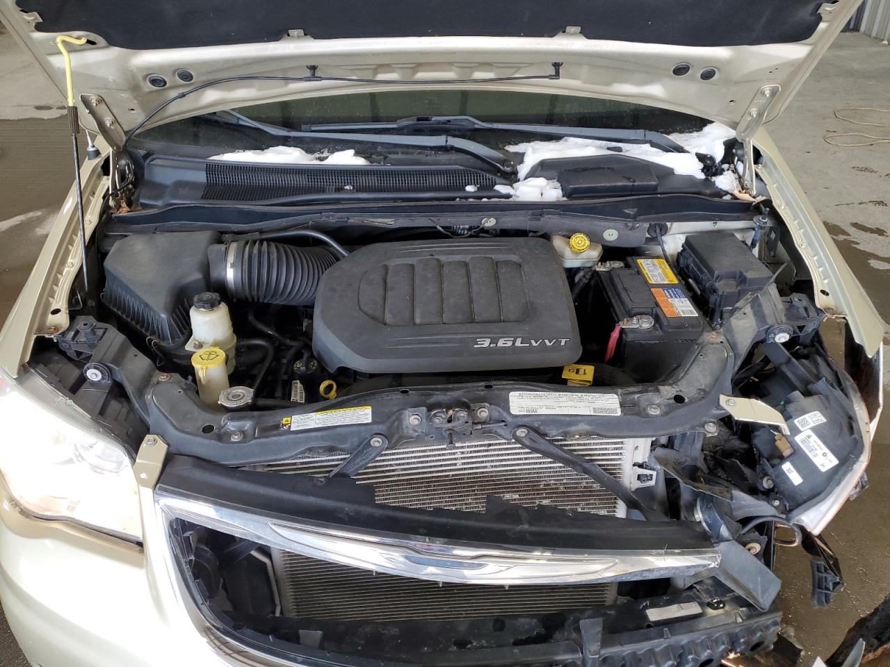 2012 Chrysler Town & Country VIN 2C4RC1CG5CR138334 Copart auction photo, front end damage thumbnail 12