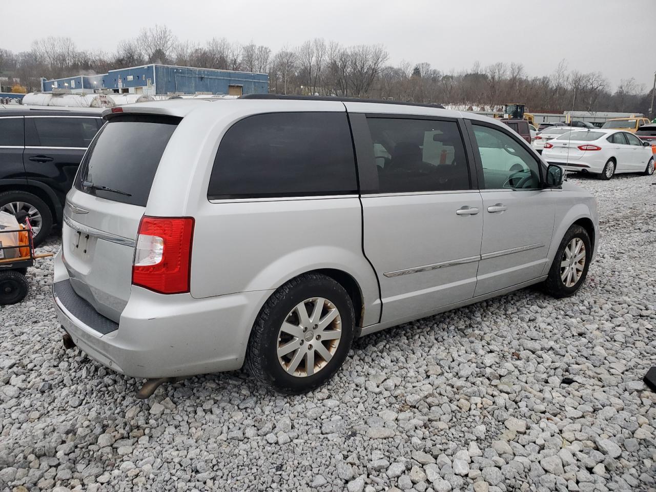 2012 Chrysler Town & Country VIN 2C4RC1CG9CR134335 Copart auction photo, minor dent/scratches damage thumbnail 3