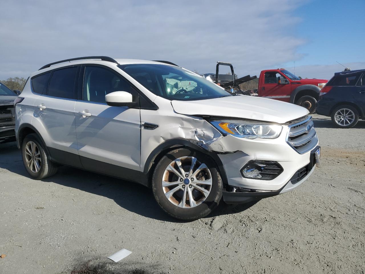 2017 Ford Escape VIN 1FMCU9G90HUB71292 Copart auction photo, front end / undercarriage damage thumbnail 4