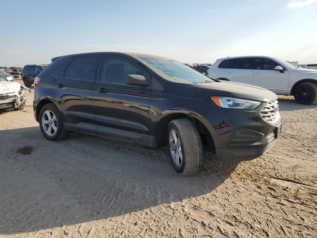 2019 Ford Edge VIN 2FMPK3G92KBB17865 Copart auction photo, side / minor dent/scratches damage thumbnail 4