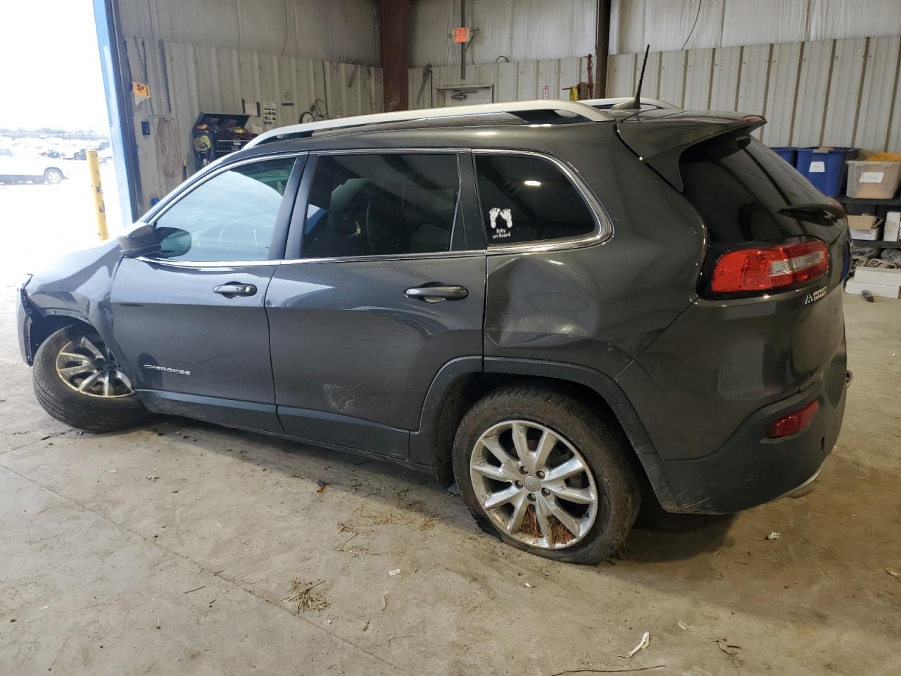 2016 Jeep Grand Cherokee VIN 1C4PJLDB2GW146464 Copart auction photo, front end / rear end damage thumbnail 2