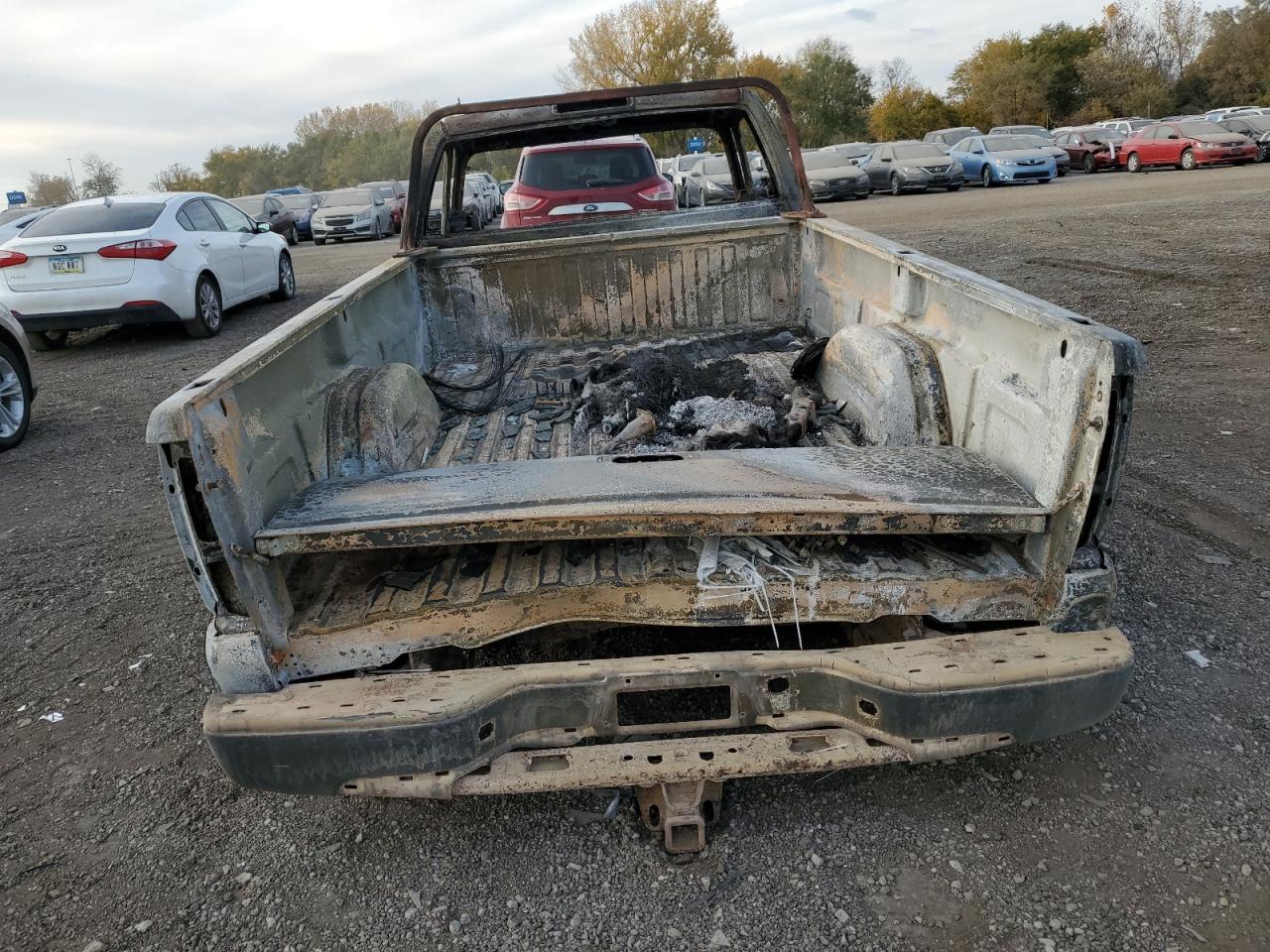 2005 Chevrolet Silverado VIN 1GCHK24U65E299199 Copart auction photo, burn damage thumbnail 6
