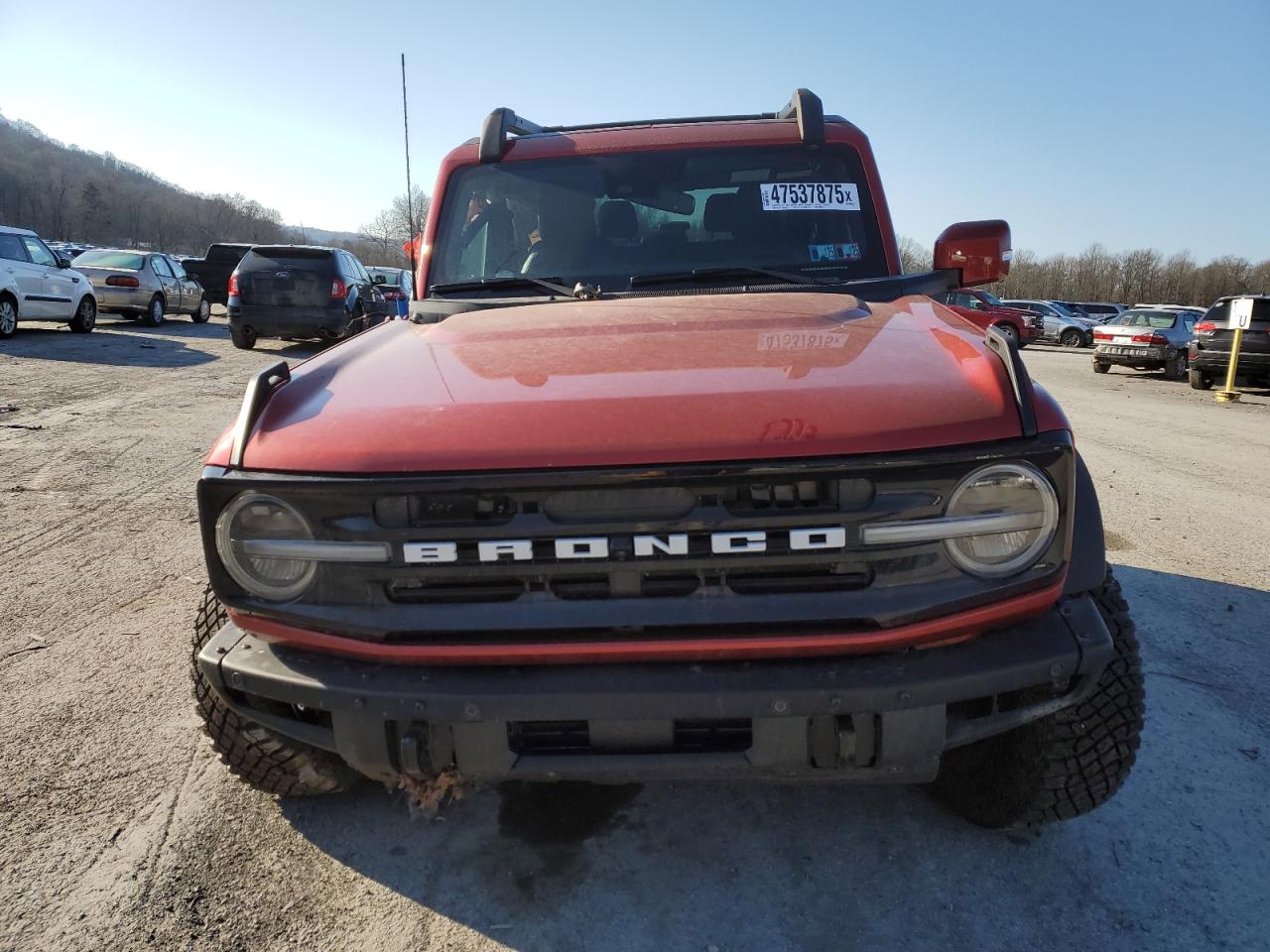 2023 Ford Bronco VIN 1FMDE5CP1PLB98701 Copart auction photo, front end / side damage thumbnail 5