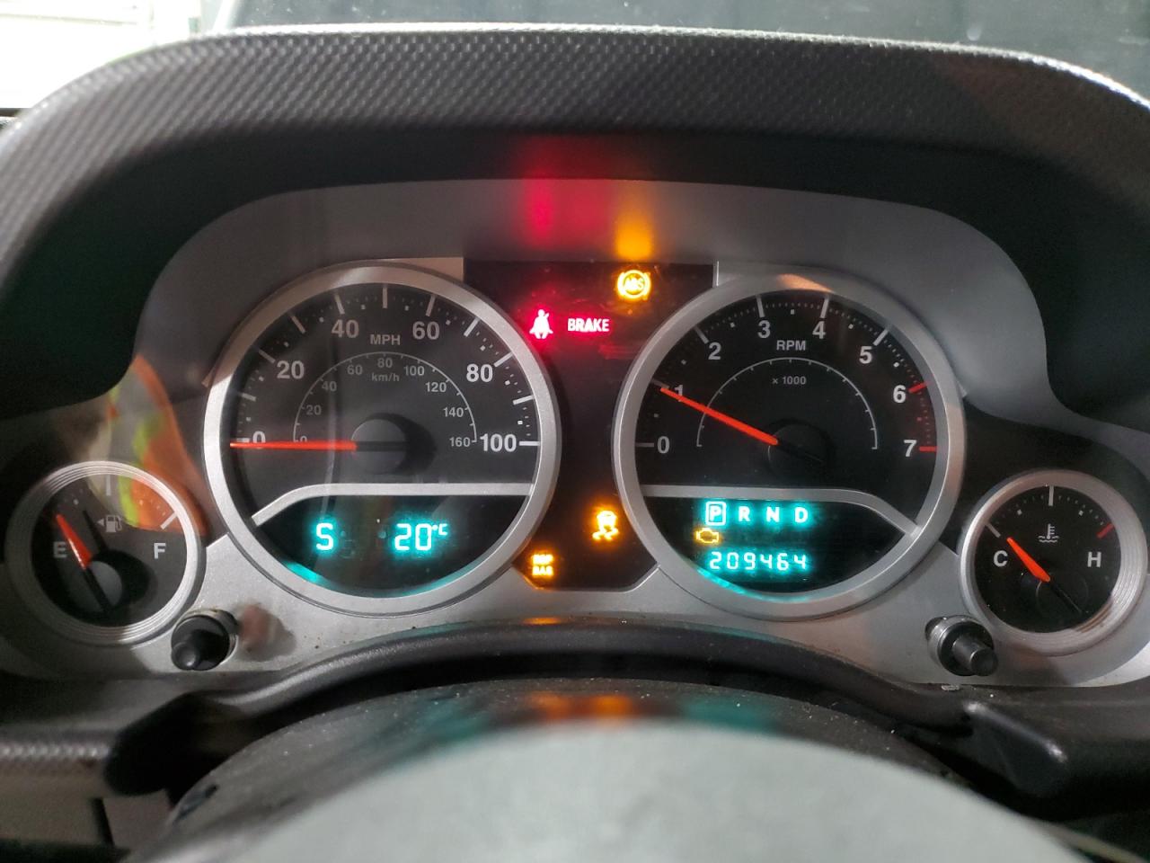 2009 Jeep Wrangler VIN 1J4GA64159L770895 Copart auction photo, front end damage thumbnail 9