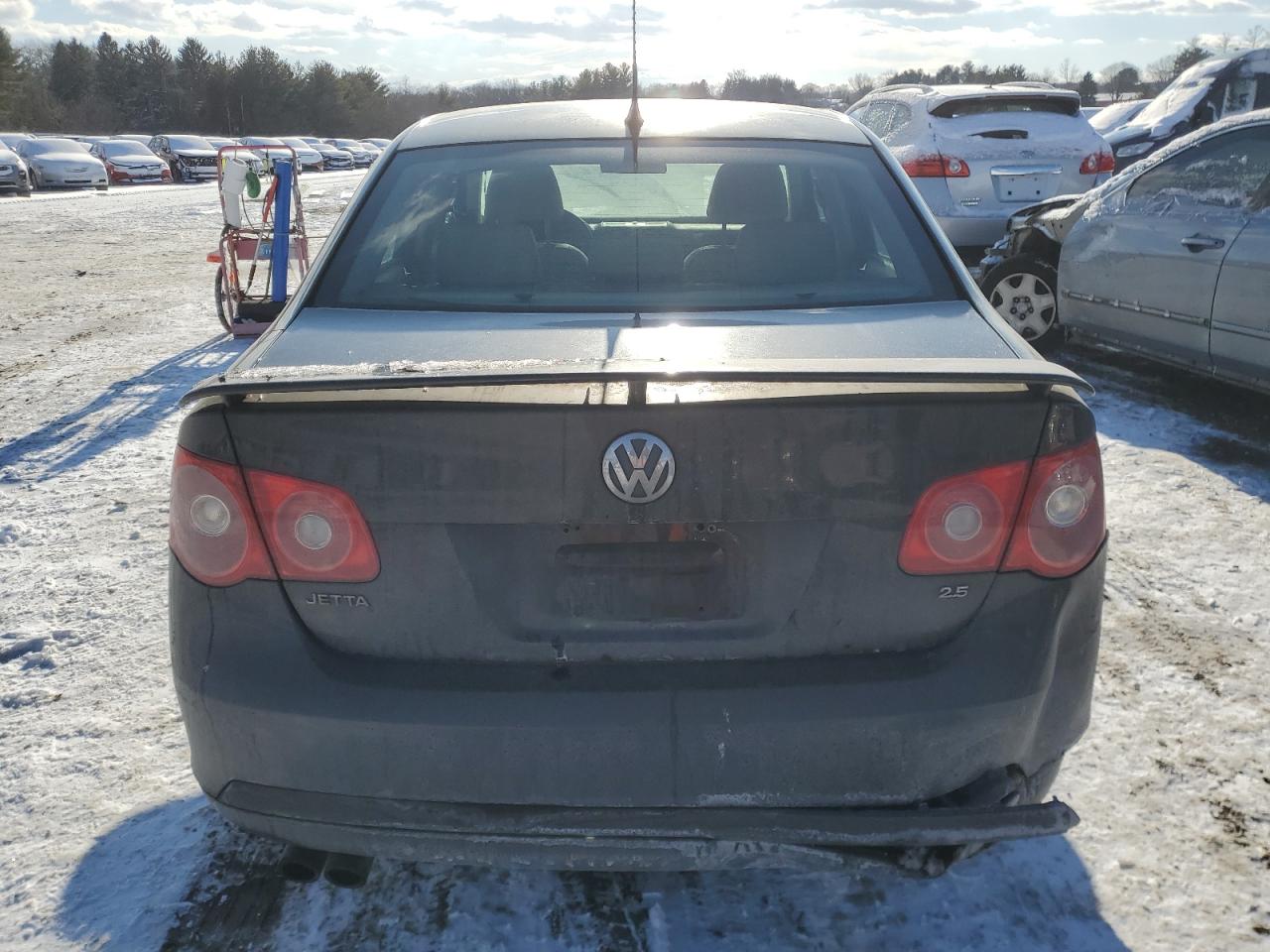 2007 Volkswagen Jetta VIN 3VWEG71K67M066745 Copart auction photo, all over damage thumbnail 6