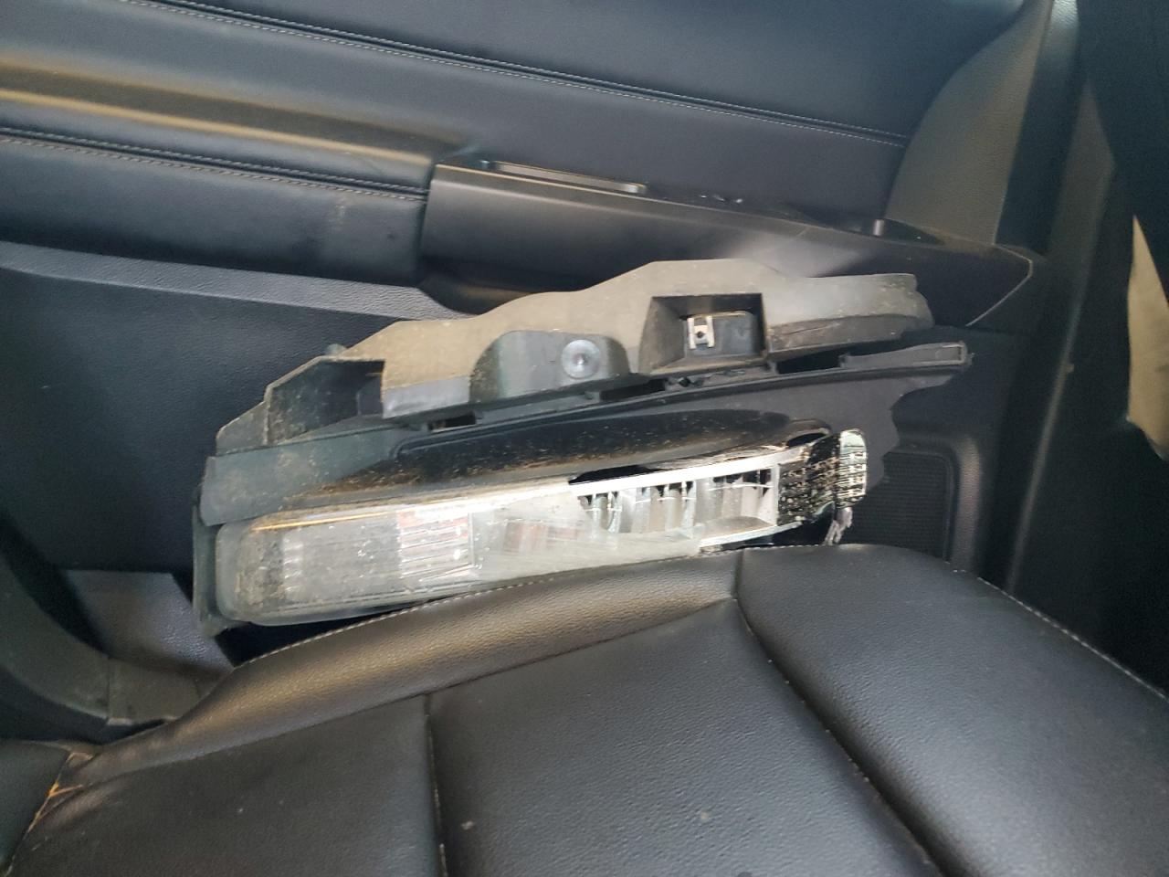 2020 Ford Explorer VIN 1FMSK7DH8LGB04030 Copart auction photo, all over damage thumbnail 13