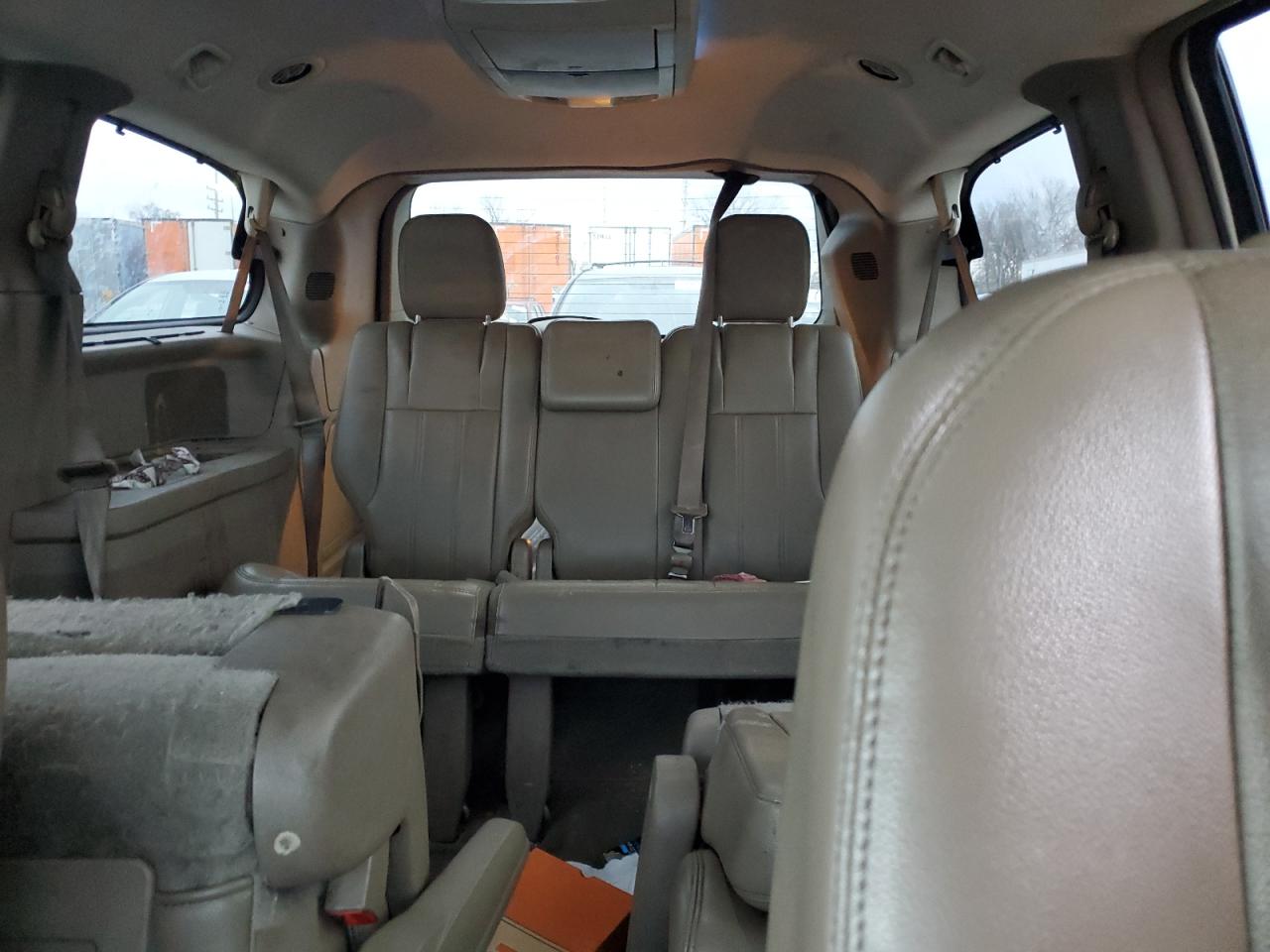 2013 Chrysler Town & Country VIN 2C4RC1CG6DR559240 Copart auction photo, front end damage thumbnail 10