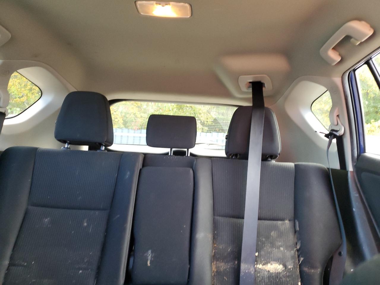 2015 Toyota RAV 4 VIN 2T3BFREV3FW370850 Copart auction photo, rear end / vandalism damage thumbnail 10