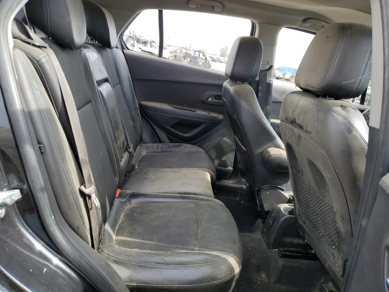 2015 Chevrolet Trax VIN KL7CJLSB4FB140752 Copart auction photo, stripped damage thumbnail 11