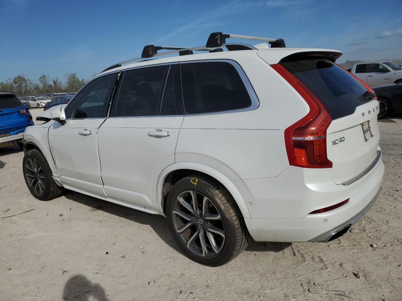 2017 Volvo XC90 VIN YV4A22PK8H1155769 Copart auction photo, front end / side damage thumbnail 2