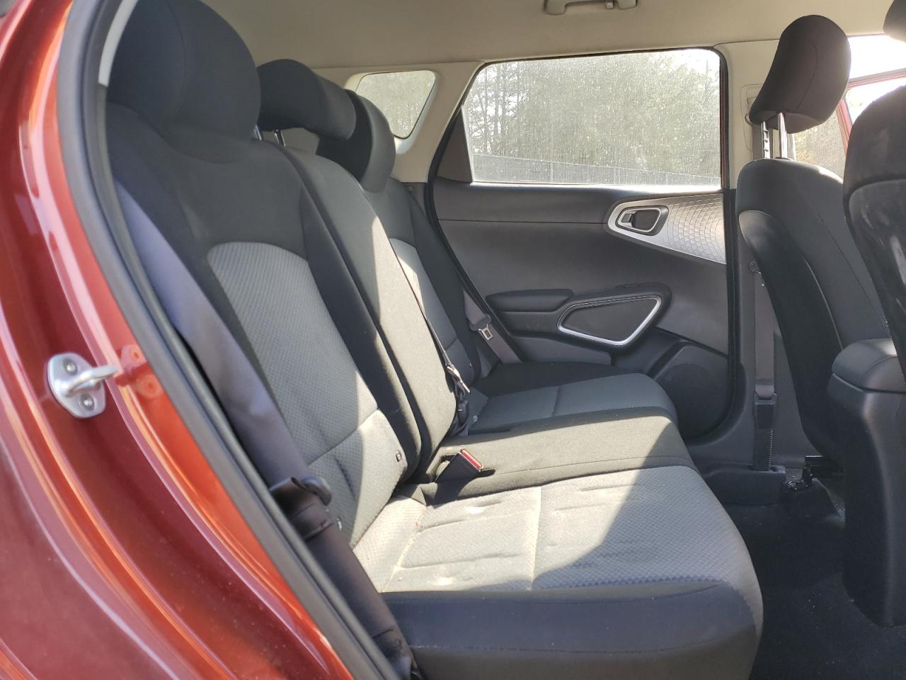 2020 KIA Soul VIN KNDJ23AU9L7033916 Copart auction photo, front end / minor dent/scratches damage thumbnail 11