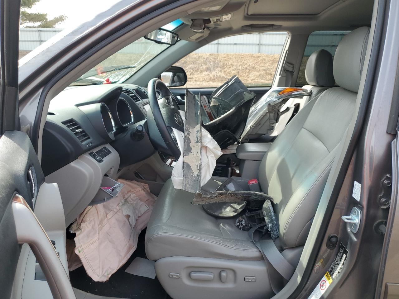 2012 Toyota Highlander VIN JTEDC3EH8C2004097 Copart auction photo, front end / side damage thumbnail 7
