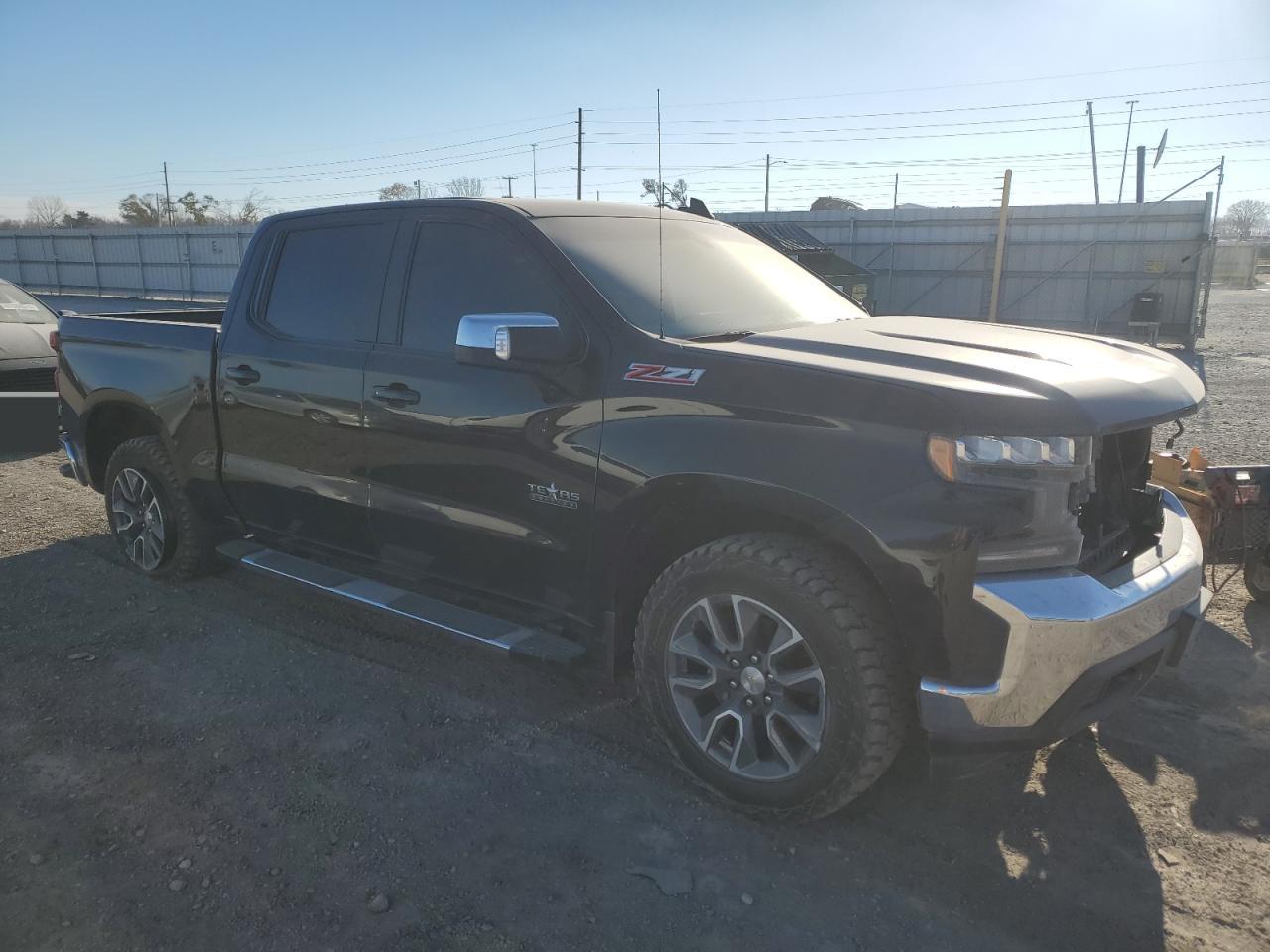 2022 Chevrolet Silverado VIN 3GCUYDED3NG179702 Copart auction photo, all over damage thumbnail 4