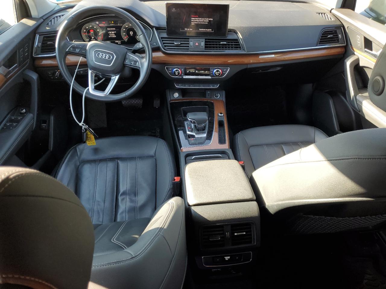 2021 Audi Q5 VIN WA1BAAFY6M2007192 Copart auction photo, side / minor dent/scratches damage thumbnail 8