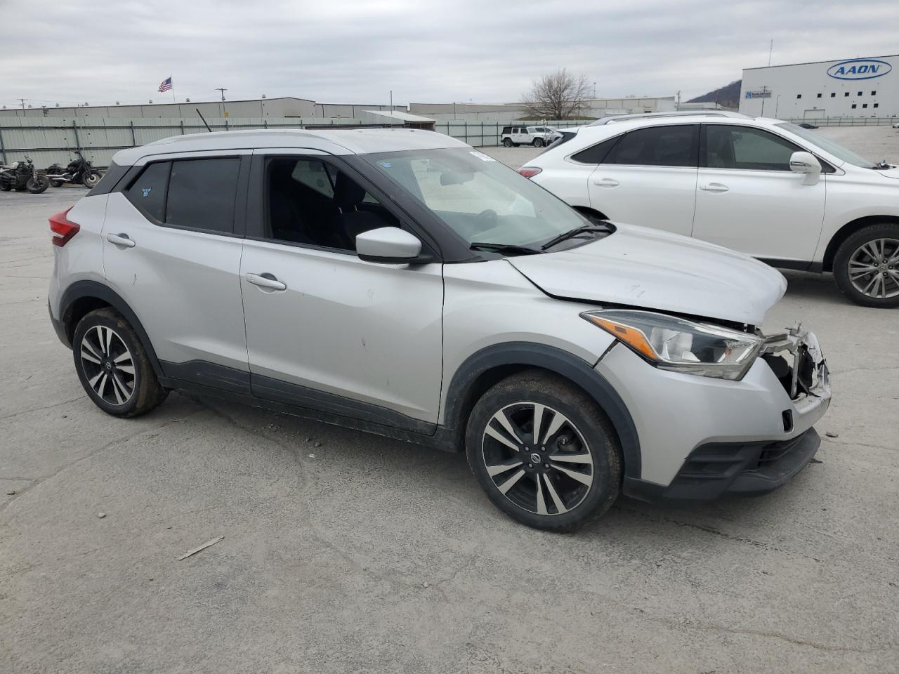 2019 Nissan Kicks VIN 3N1CP5CU2KL548465 Copart auction photo, mechanical / front end damage thumbnail 4