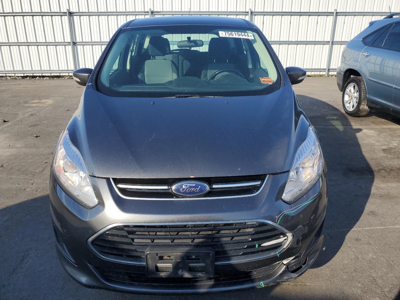 2018 Ford C-MAX VIN 1FADP5AU6JL100802 Copart auction photo, side / front end damage thumbnail 5