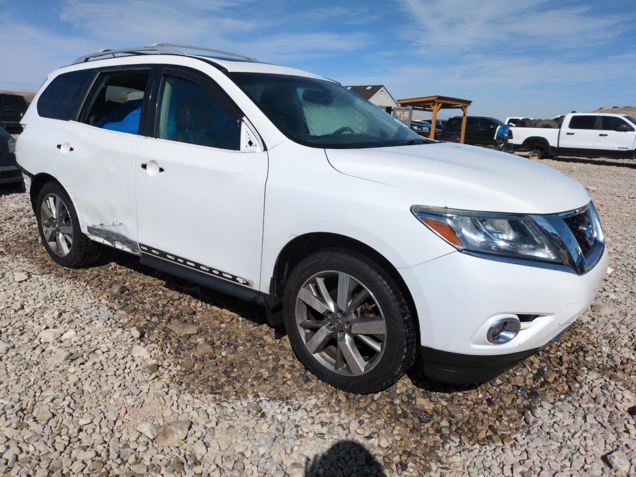 2013 Nissan Pathfinder VIN 5N1AR2MMXDC677740 Copart auction photo, side / rear end damage thumbnail 4