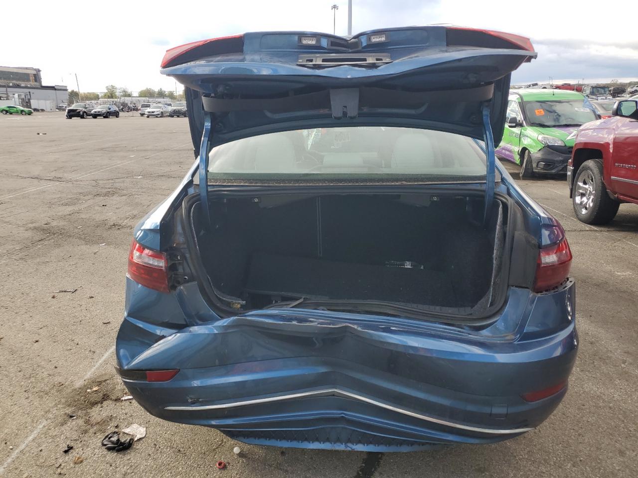 2020 Volkswagen Jetta VIN 3VWCB7BU0LM015872 Copart auction photo, rear end damage thumbnail 6