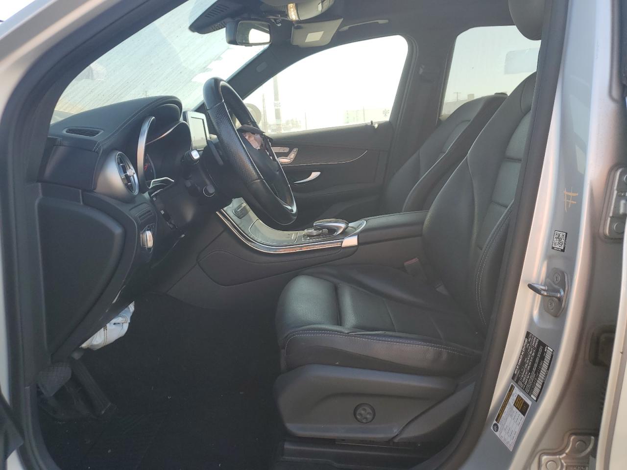 2017 Mercedes-Benz GLC VIN WDC0G4KB1HF115386 Copart auction photo, front end damage thumbnail 7