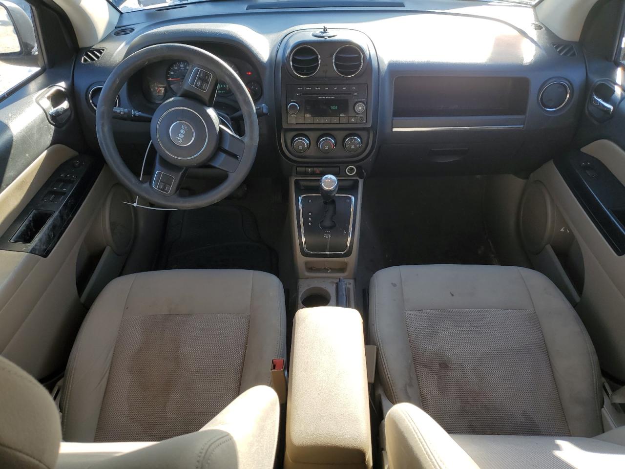 2012 Jeep Compass VIN 1C4NJDBB1CD621897 Copart auction photo, minor dent/scratches damage thumbnail 8