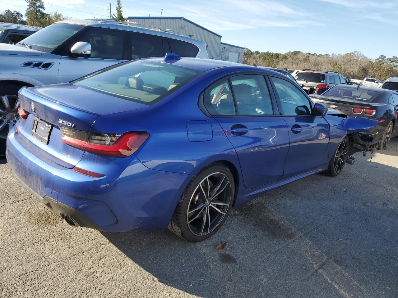 2022 BMW 3er VIN 3MW5R1J04N8C69516 Copart auction photo, front end damage thumbnail 3