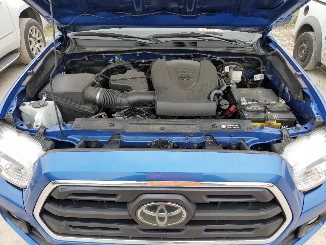 2018 Toyota Tacoma VIN 3TMAZ5CN1JM062360 Copart auction photo, water/flood / all over damage thumbnail 11
